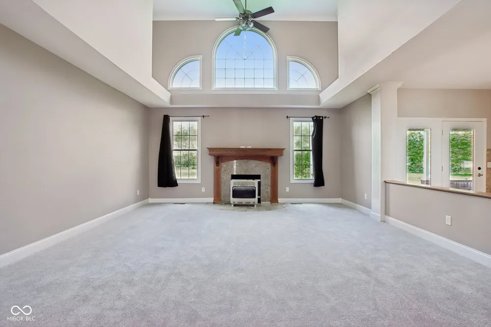 4450 W 300 Fairland, IN 46126