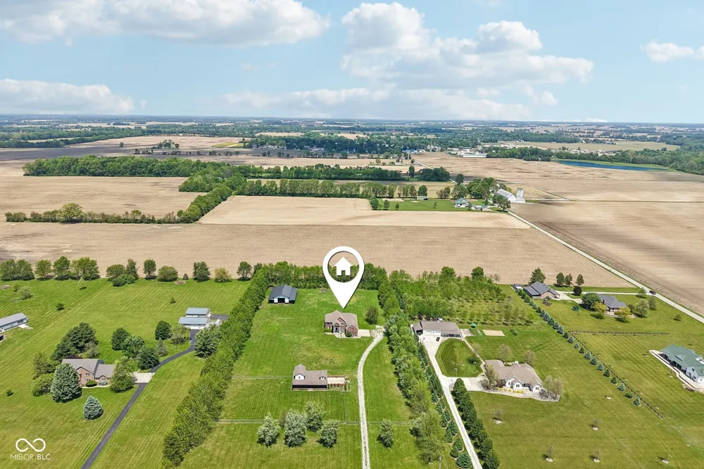 4450 W 300 Fairland, IN 46126