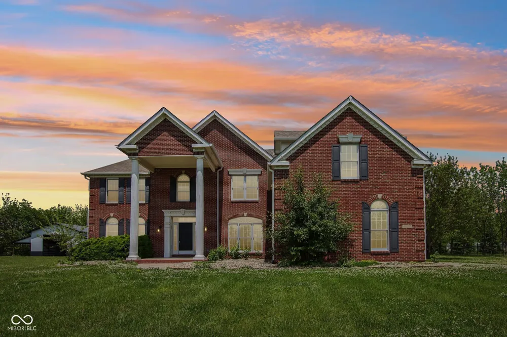 4450 W 300 Fairland, IN 46126