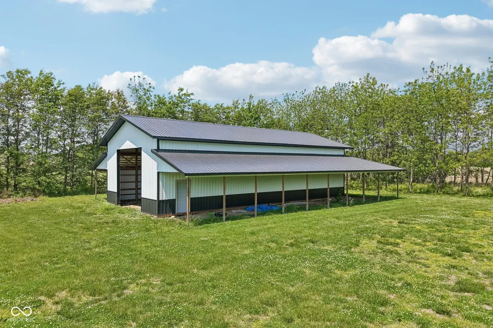 4450 W 300 Fairland, IN 46126