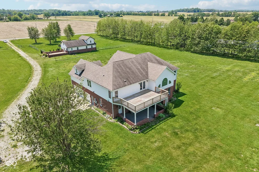 4450 W 300 Fairland, IN 46126