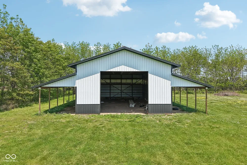 4450 W 300 Fairland, IN 46126