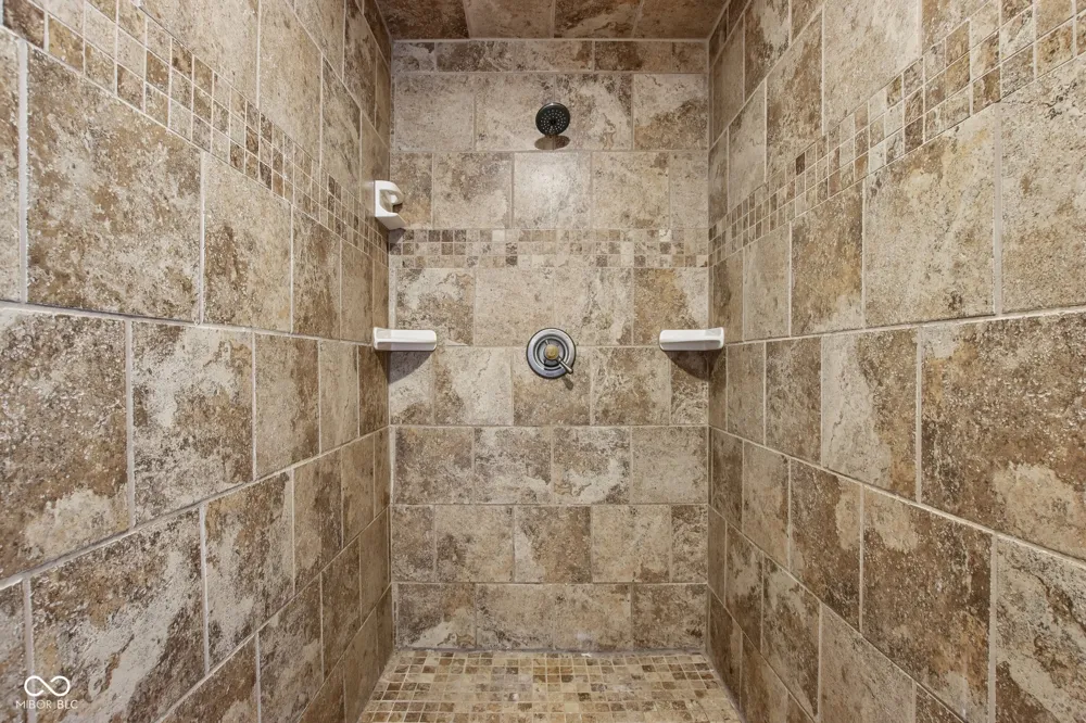 4450 W 300 Fairland, IN 46126