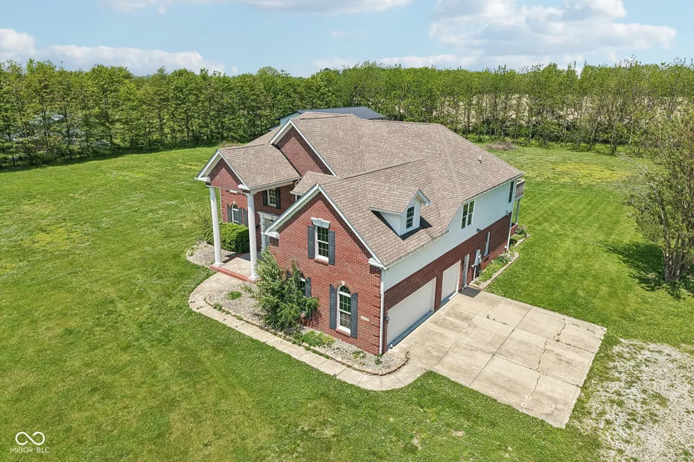 4450 W 300 Fairland, IN 46126
