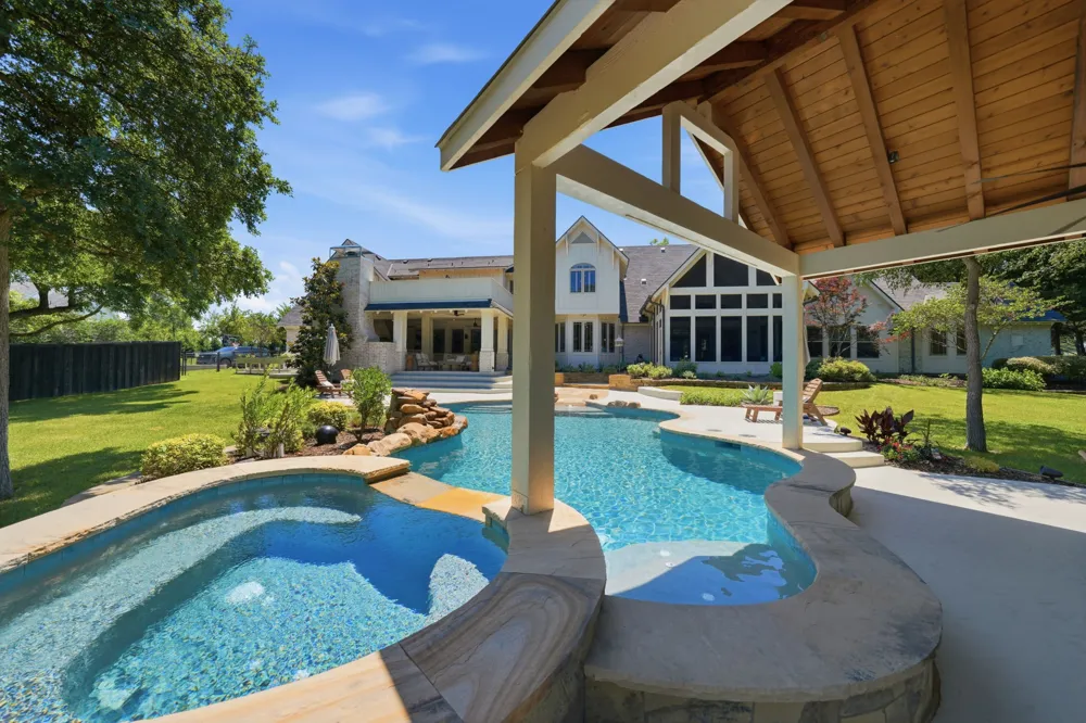 1860 Mary Lee Lane Lucas, TX 75002