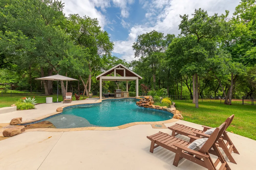 1860 Mary Lee Lane Lucas, TX 75002