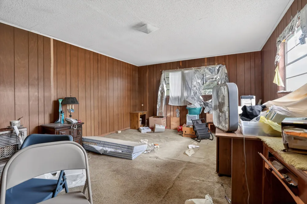 911 W Reagan Street Palestine, TX 75801