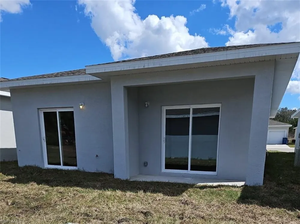 1483 1483 Las Villas Blvd S Sebring, FL 33870