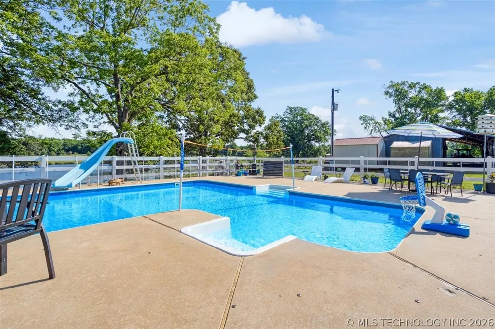 563 Black Tern Lane Idabel, OK 74745