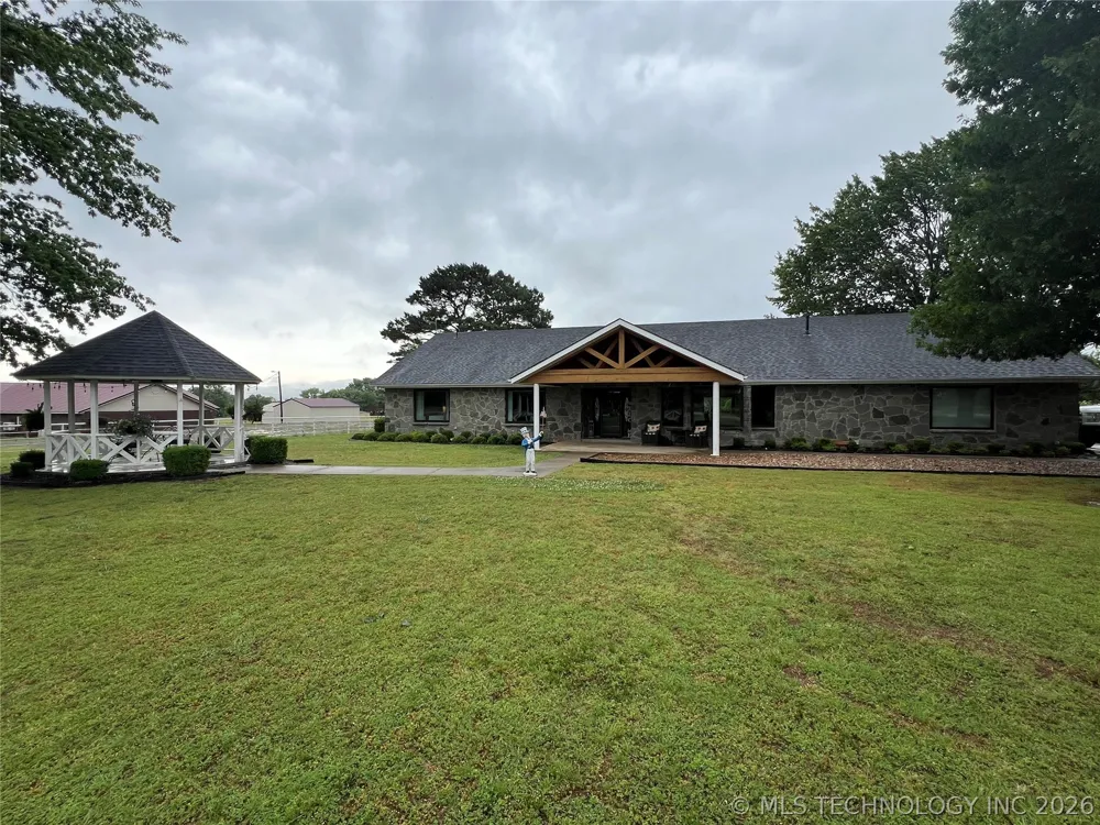 20288 E Highway 9 Stigler, OK 74462