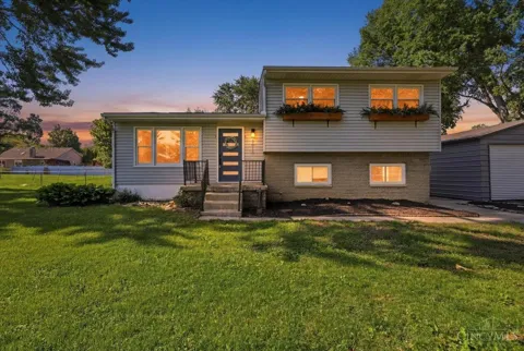 6611 Hendrickson Road