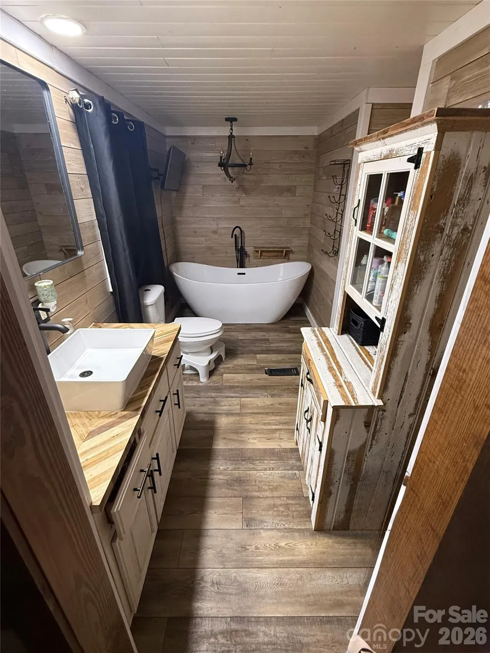 71 Ledford Ridge Lane Bakersville, NC 28705
