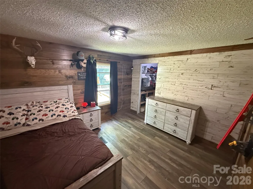 71 Ledford Ridge Lane Bakersville, NC 28705