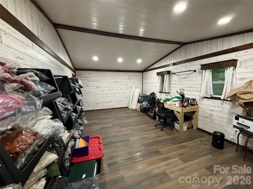 71 Ledford Ridge Lane Bakersville, NC 28705