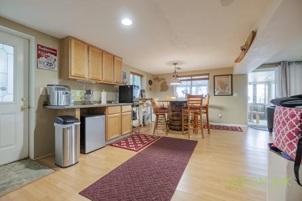 679 W Lincoln Avenue White Cloud, MI 49349
