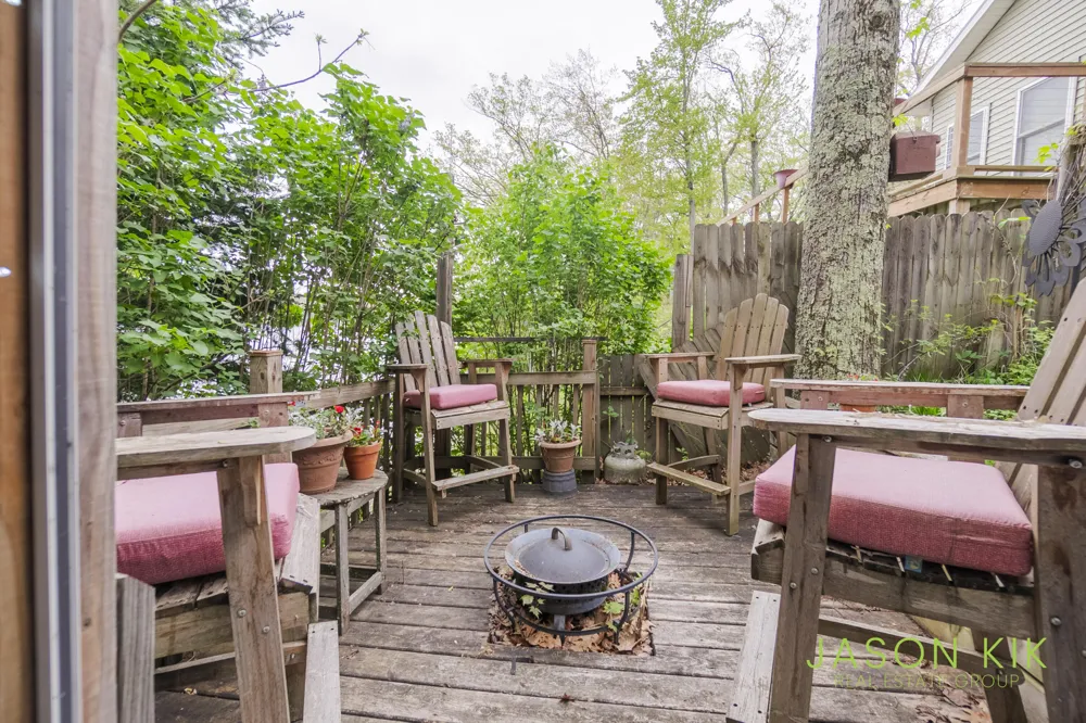 679 W Lincoln Avenue White Cloud, MI 49349
