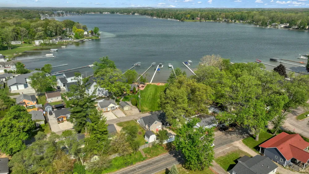 2948 Russell Court Clarklake, MI 49234