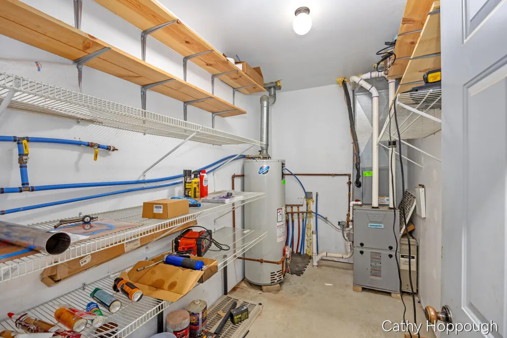 6521 Clinton Trail Campbell Township, MI 48815
