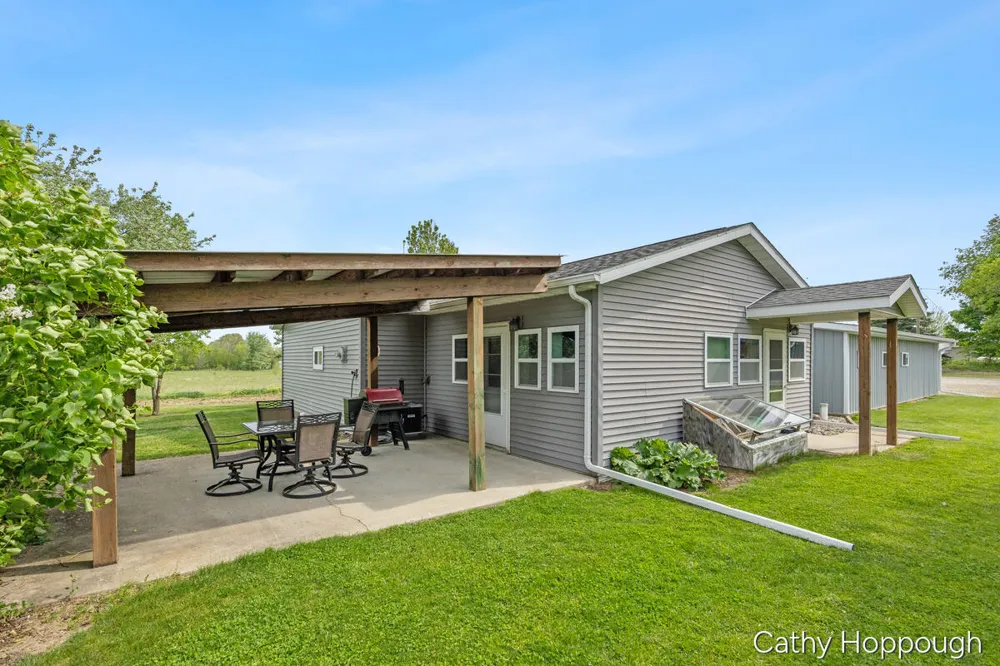 6521 Clinton Trail Campbell Township, MI 48815