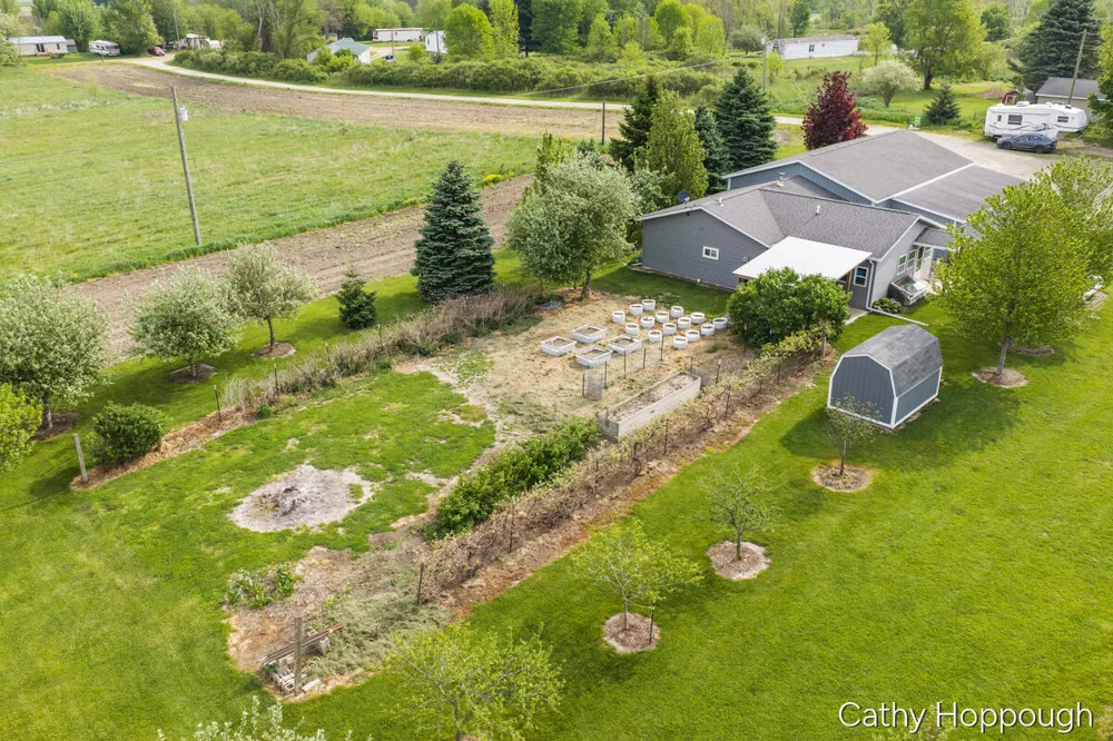 6521 Clinton Trail Campbell Township, MI 48815