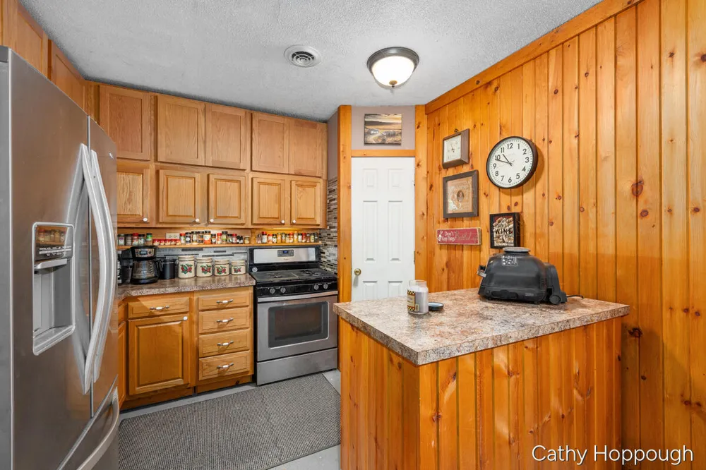 6521 Clinton Trail Campbell Township, MI 48815
