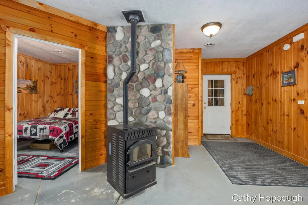 6521 Clinton Trail Campbell Township, MI 48815