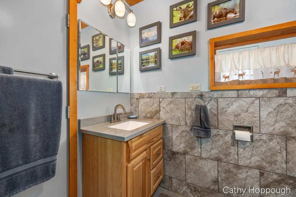6521 Clinton Trail Campbell Township, MI 48815