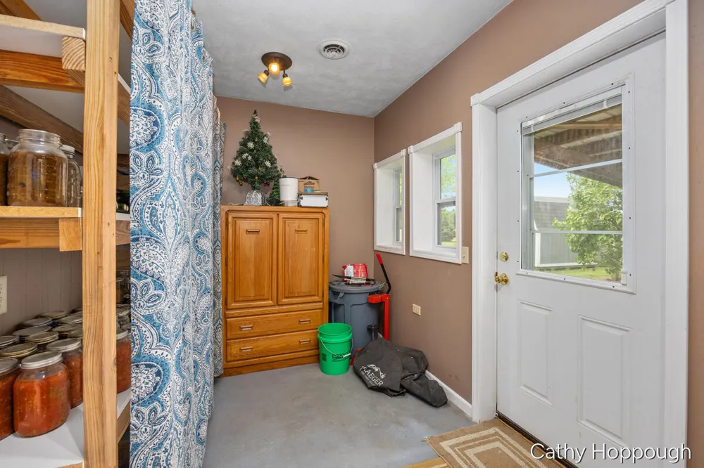 6521 Clinton Trail Campbell Township, MI 48815