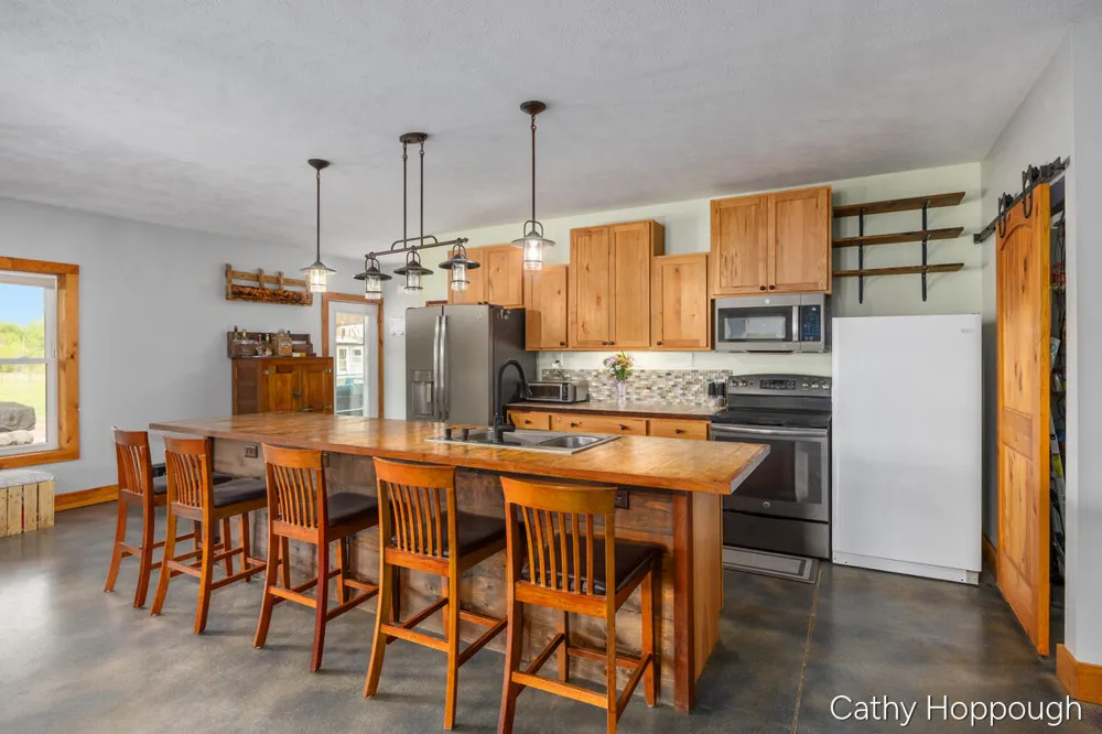 6521 Clinton Trail Campbell Township, MI 48815