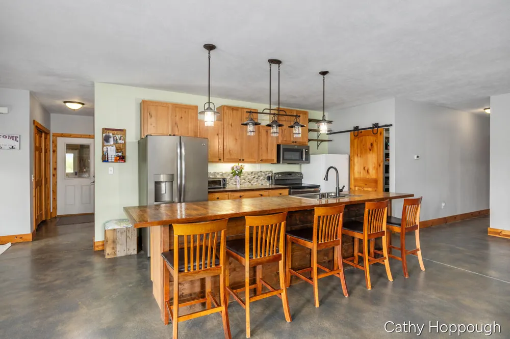 6521 Clinton Trail Campbell Township, MI 48815