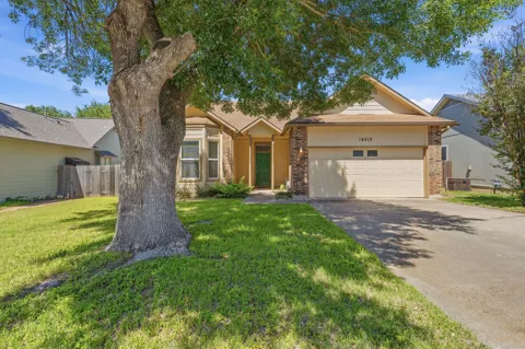 14818 Yellowleaf Trail