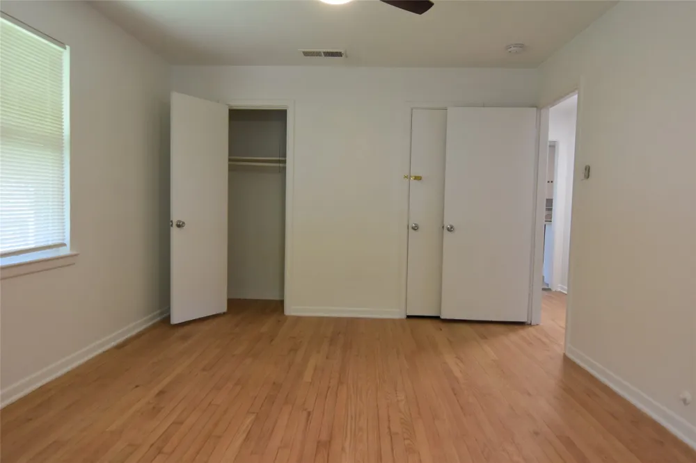 1202 Sunnyside Avenue Cockrell Hill, TX 75211
