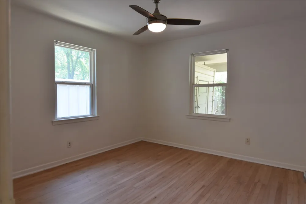 1202 Sunnyside Avenue Cockrell Hill, TX 75211
