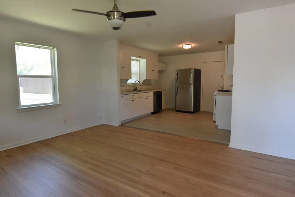1202 Sunnyside Avenue Cockrell Hill, TX 75211