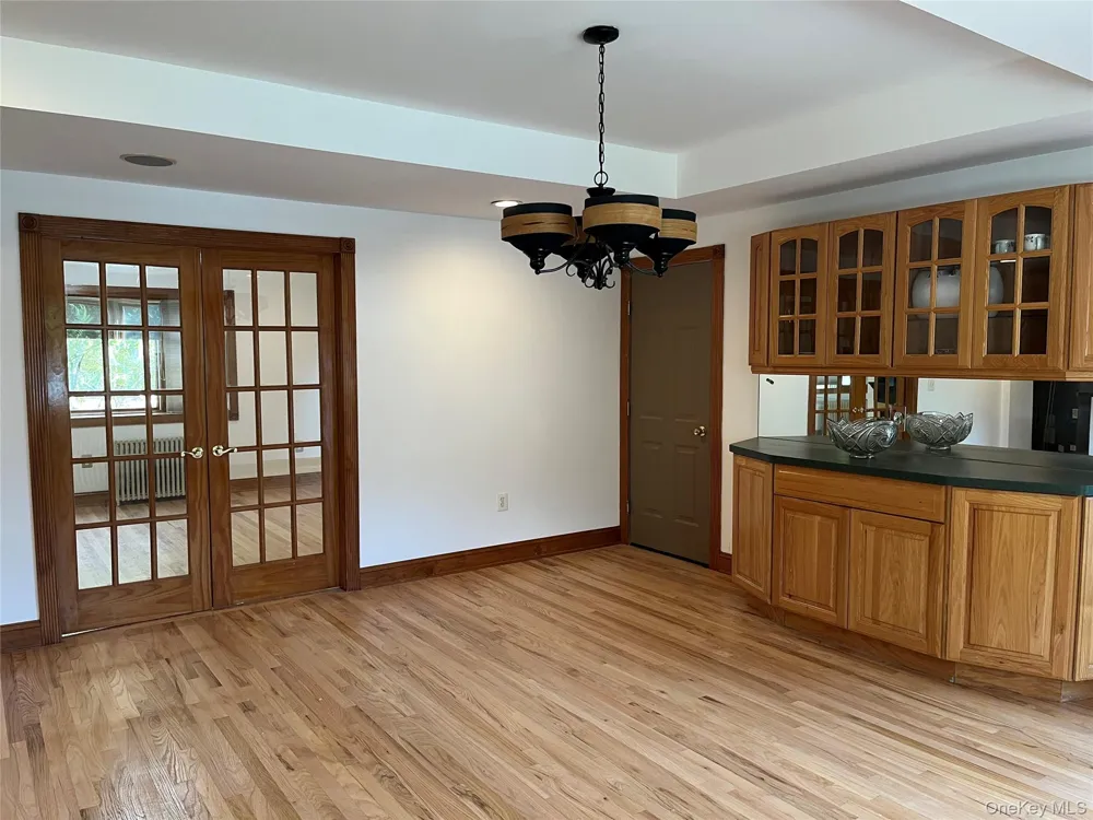 1799 Wading River Manor Road Wading River, NY 11792