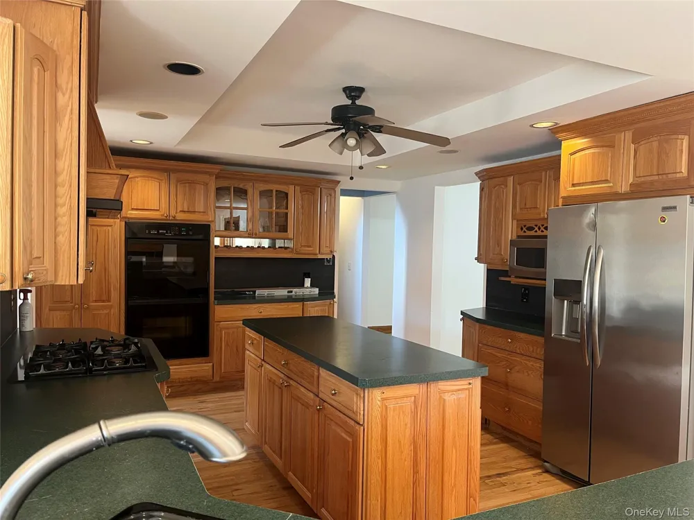 1799 Wading River Manor Road Wading River, NY 11792