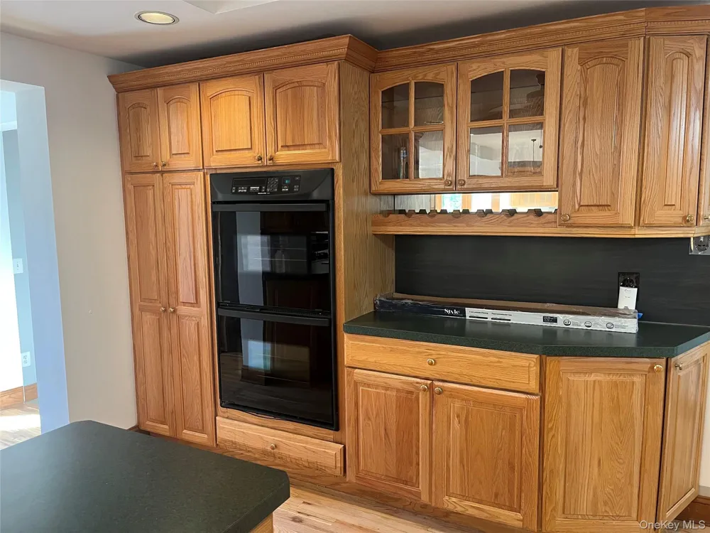 1799 Wading River Manor Road Wading River, NY 11792