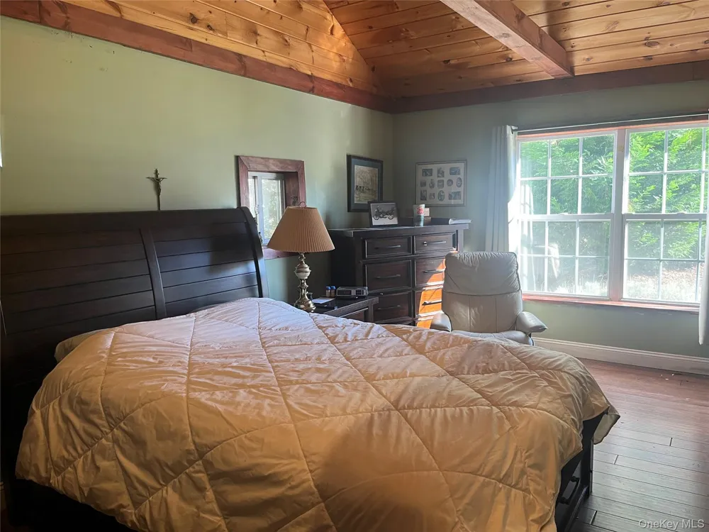 1799 Wading River Manor Road Wading River, NY 11792