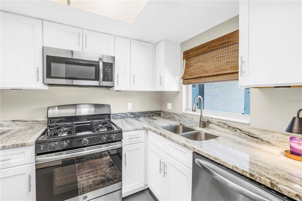 1868 SHORE DRIVE S #212 South Pasadena, FL 33707