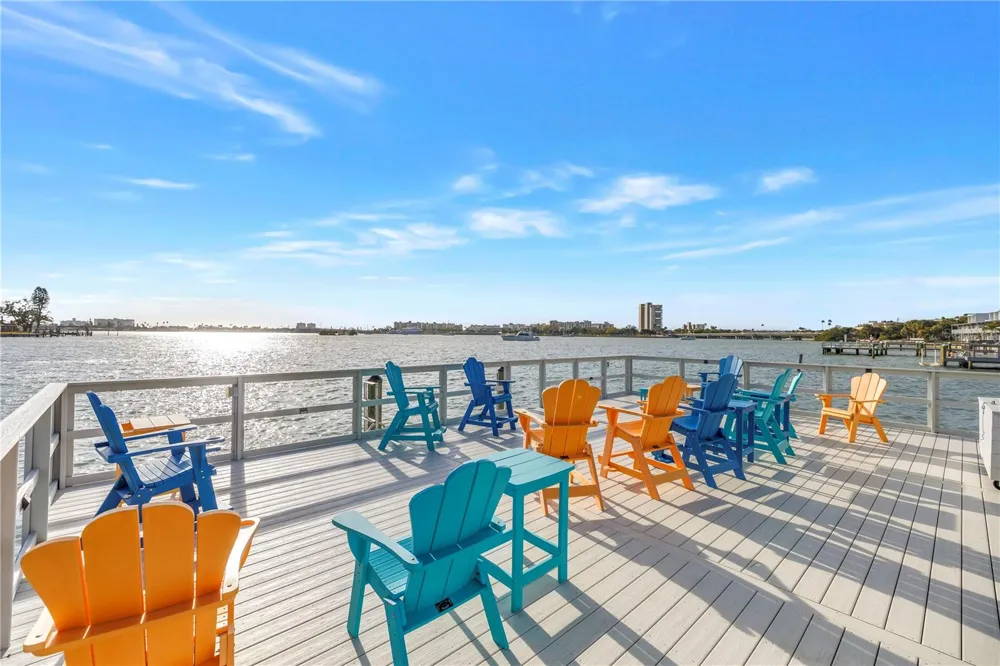 1868 SHORE DRIVE S #212 South Pasadena, FL 33707