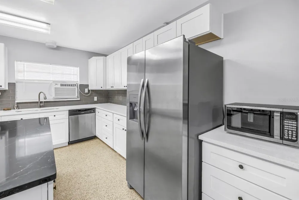 1868 SHORE DRIVE S #212 South Pasadena, FL 33707