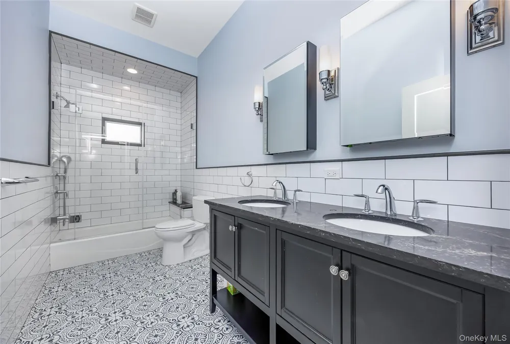 29 Bath Street Lido Beach, NY 11561