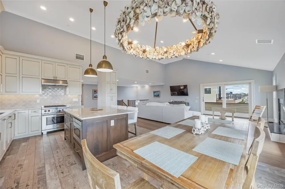 29 Bath Street Lido Beach, NY 11561