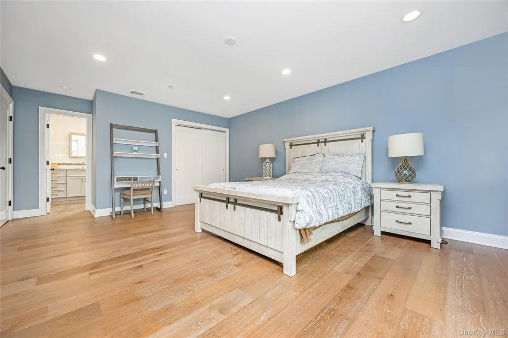 29 Bath Street Lido Beach, NY 11561
