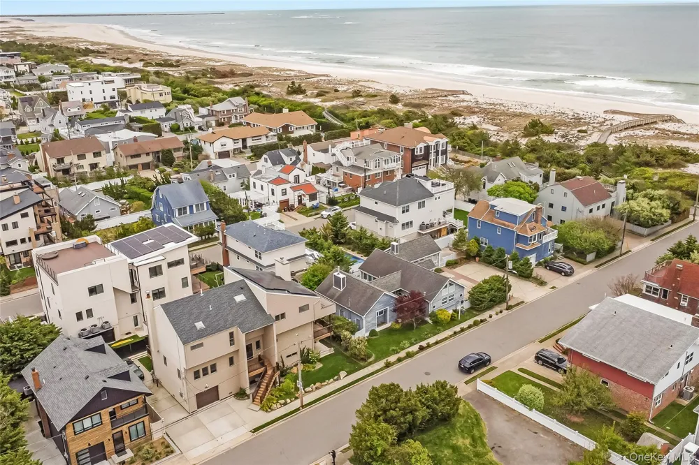 29 Bath Street Lido Beach, NY 11561