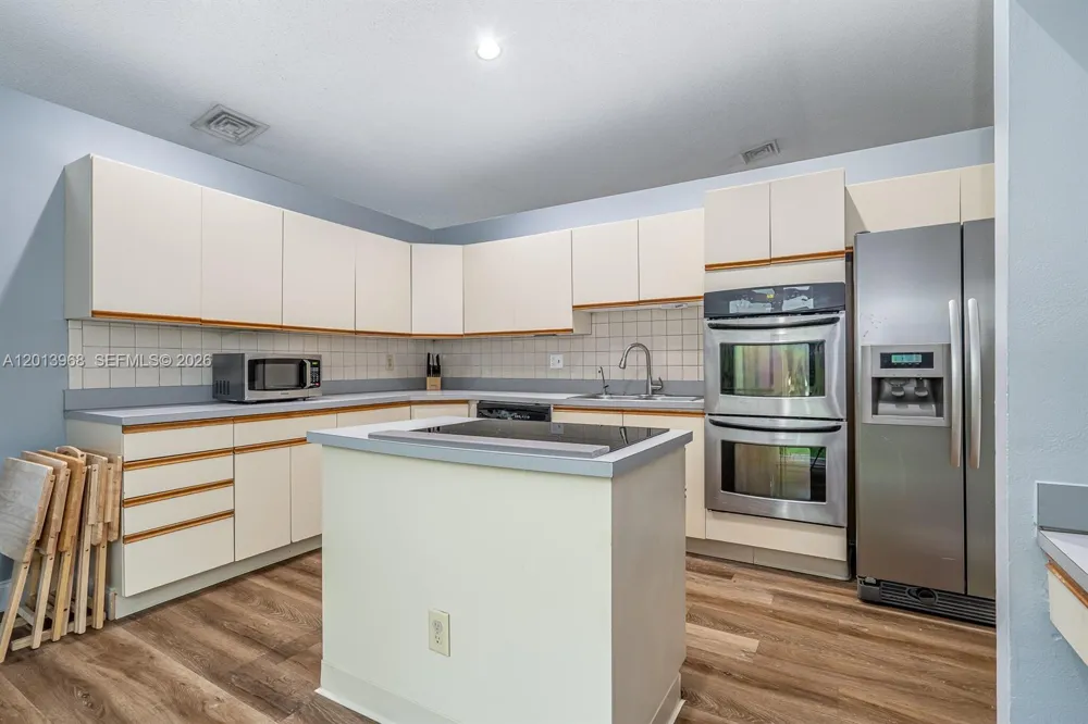 4125 NW 96th Ter #4125 Sunrise, FL 33351