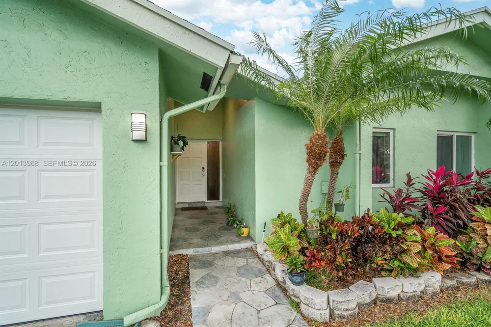4125 NW 96th Ter #4125 Sunrise, FL 33351