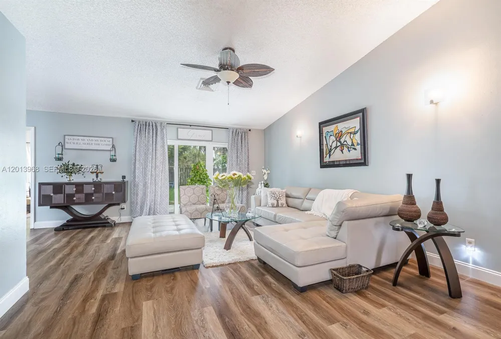 4125 NW 96th Ter #4125 Sunrise, FL 33351
