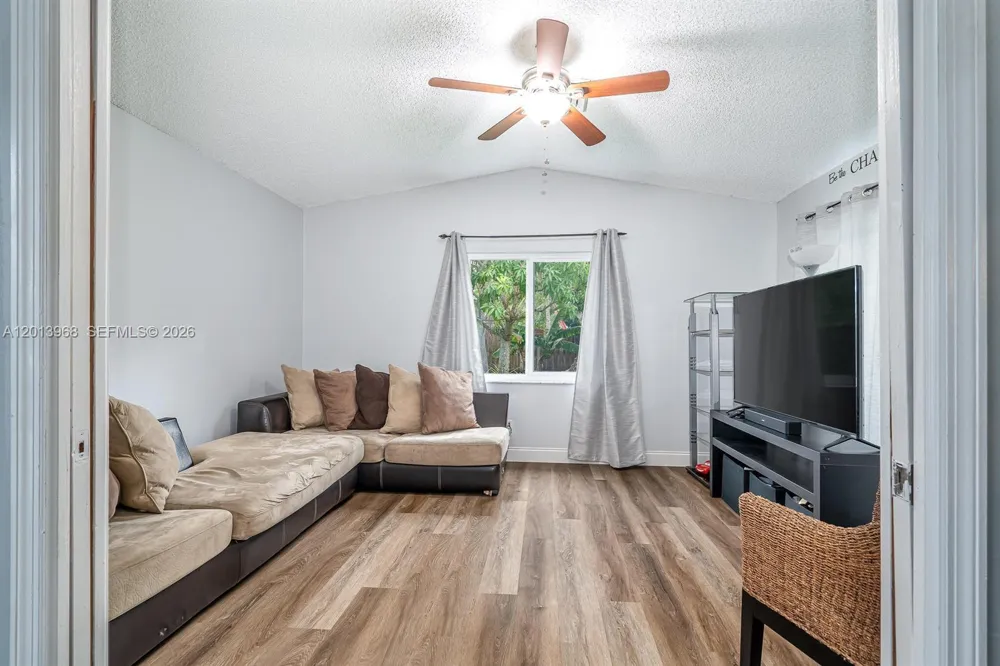 4125 NW 96th Ter #4125 Sunrise, FL 33351