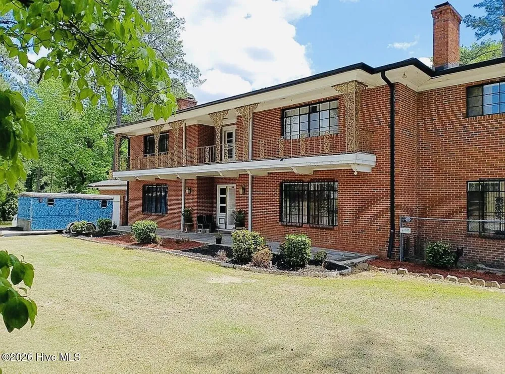 1001 W Main Street Williamston, NC 27892